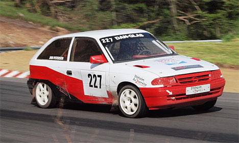 Jan Petersen præsterede god race craft i sin Opel Astra